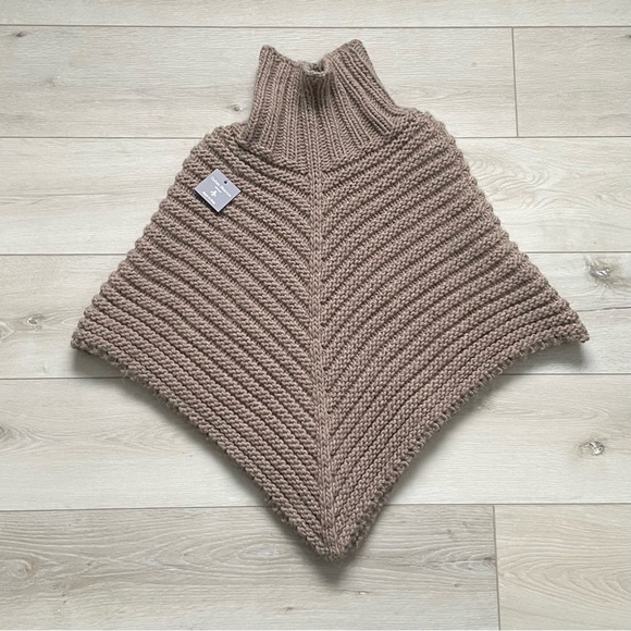 Made In Italy Sweaters - GELSO BIANCO Italy Wool Alpaca Poncho Sweater Taupe One Size